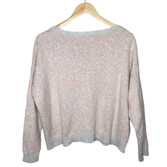 Free People Cool Cat Leopard Print Sweater Peach Cream Small - Picture 5 of 13